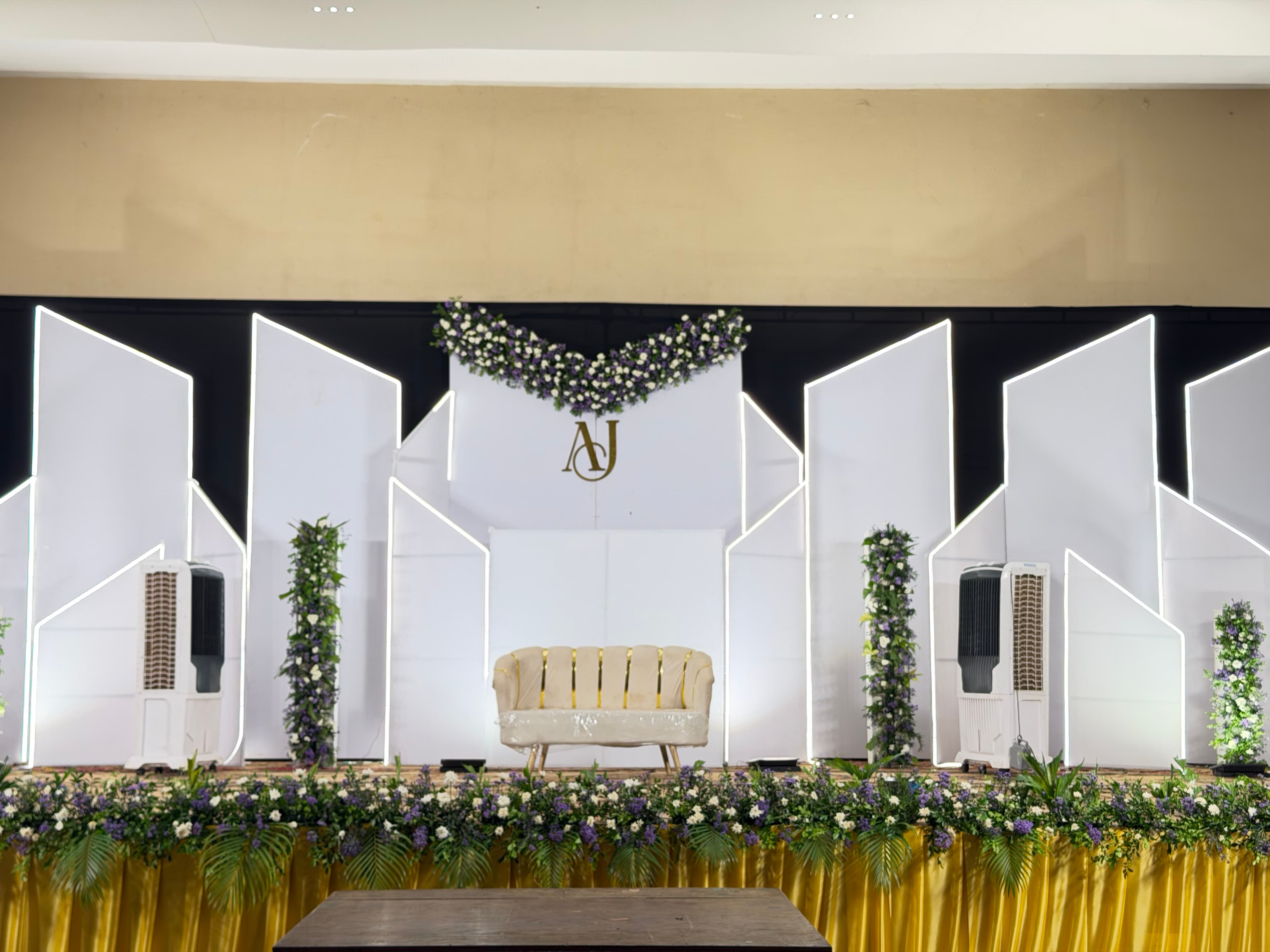 Modern decor